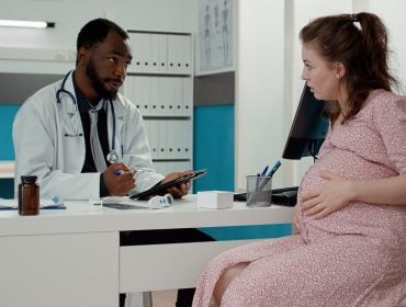 symptoms of std while pregnant
